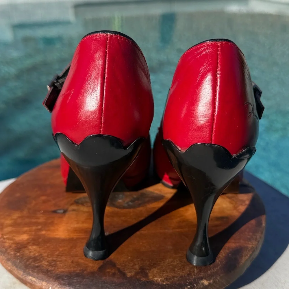 John Fluevog Listen Ups Stacey Red with Black Piping RARE FIND Size 9 - Picture 3 of 15